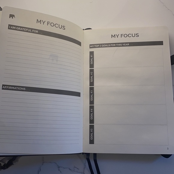 The Simple Elephant Planner - Picture 8 of 14